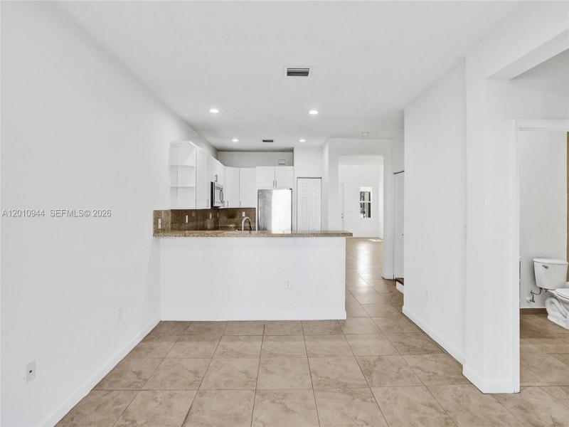Property photo # 2