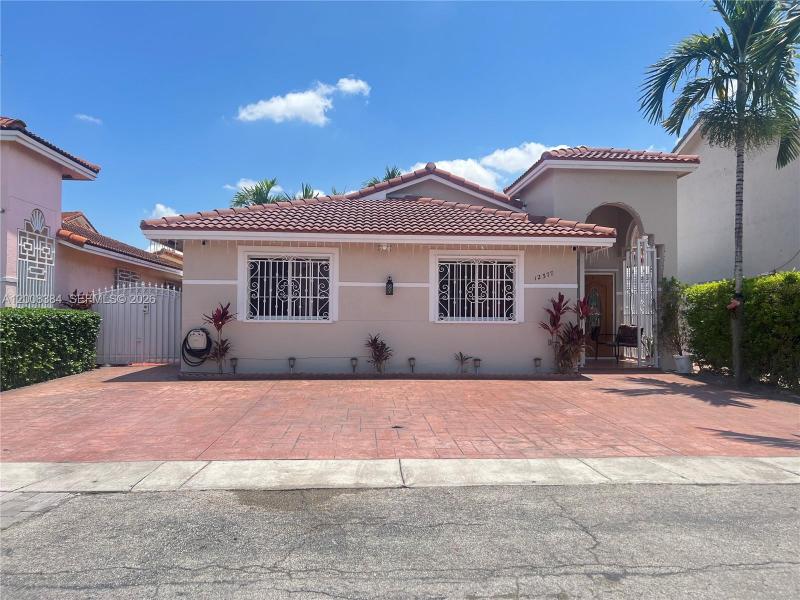 Property photo # 0