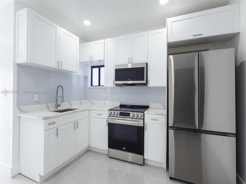 Property photo # 2