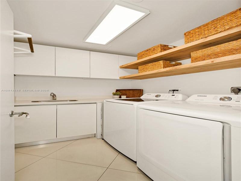 Alquiler de apartamento en Ocean Club Lake Villa Two 406