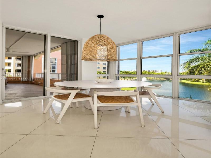 Ocean Club Lake Villa Two Apt #406