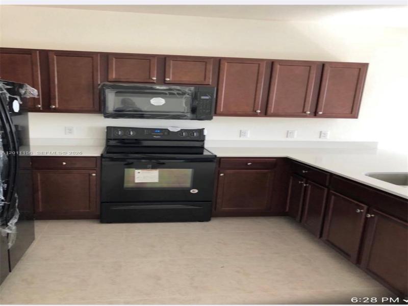 Property photo # 8