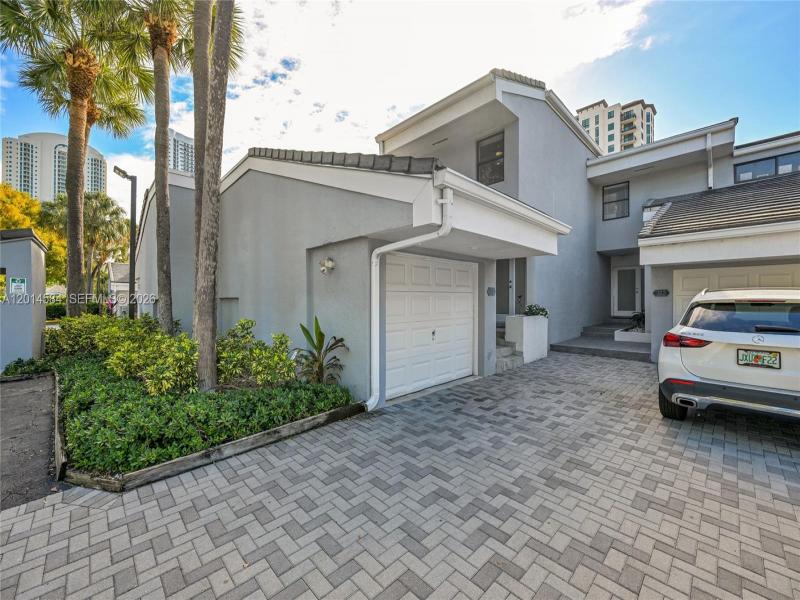 Property photo # 2