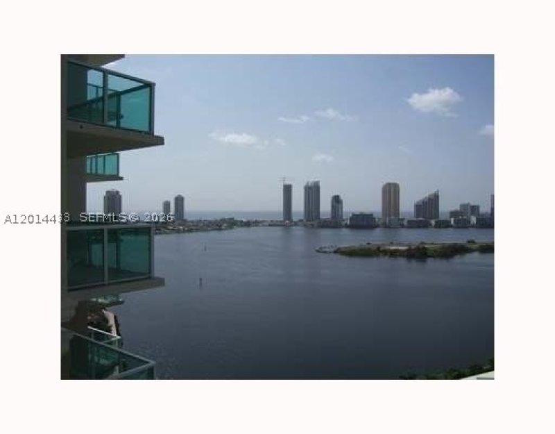Apartment for rent at Aventura Marina II 1816