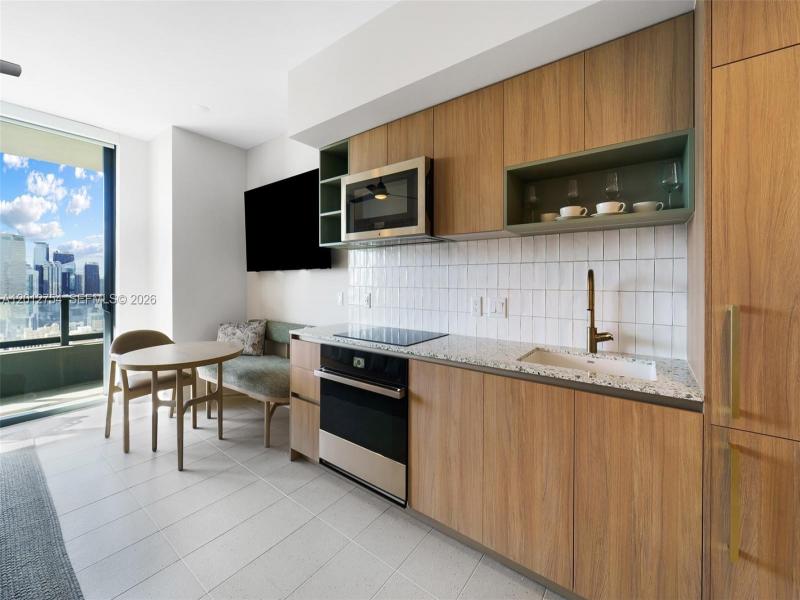 Property photo # 4