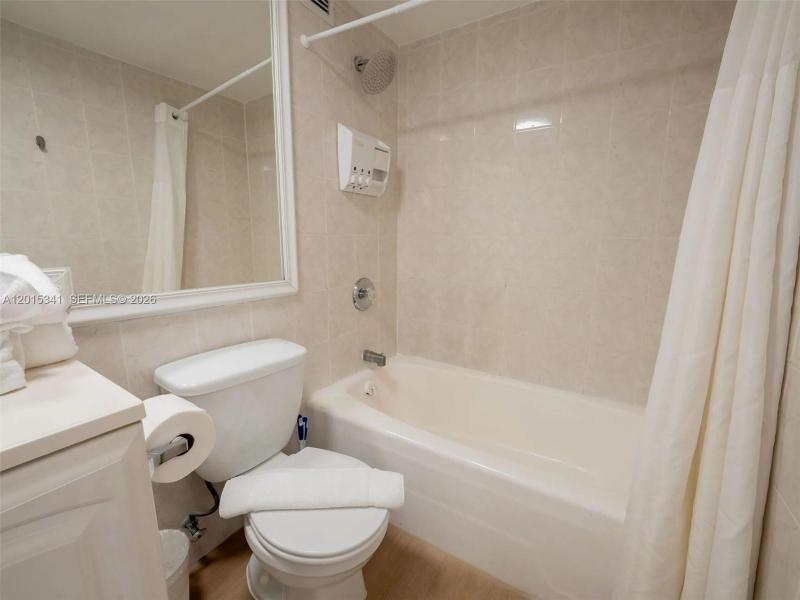 Comprar apartamento en Castle Beach Club 1718