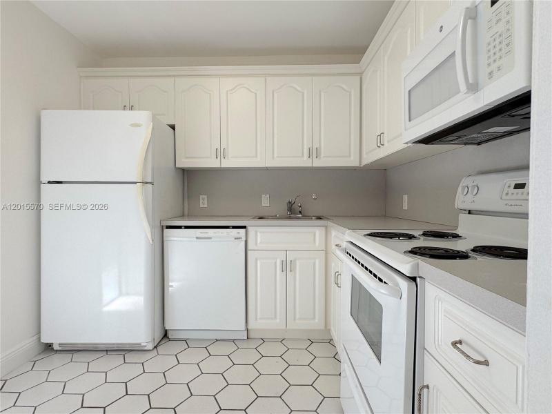 Property photo # 2