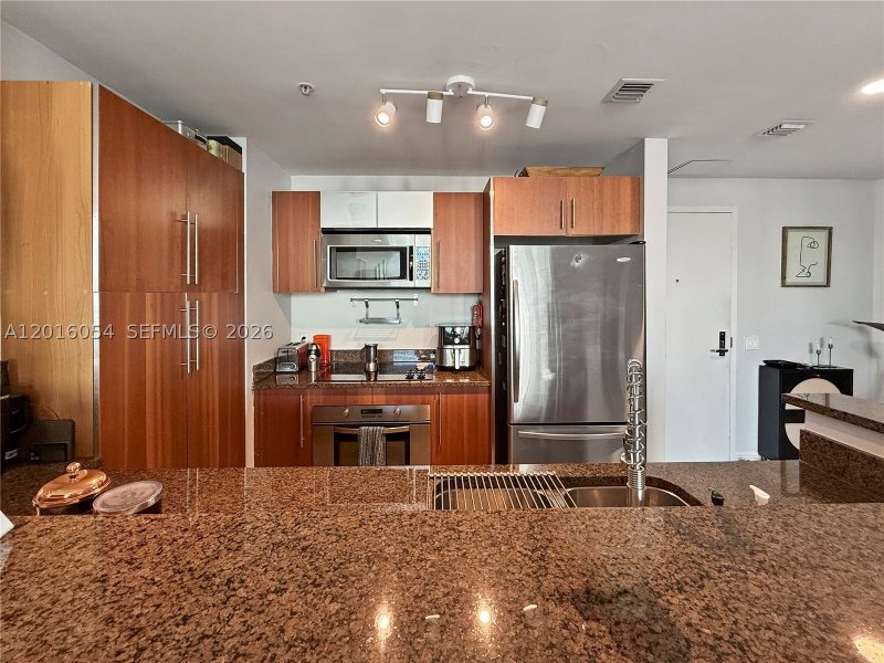 Property photo # 9