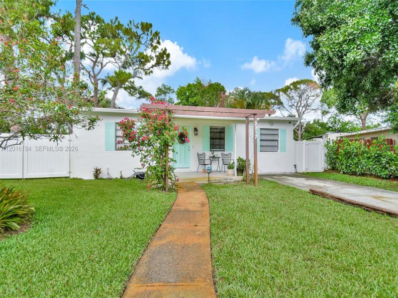 Property photo # 9
