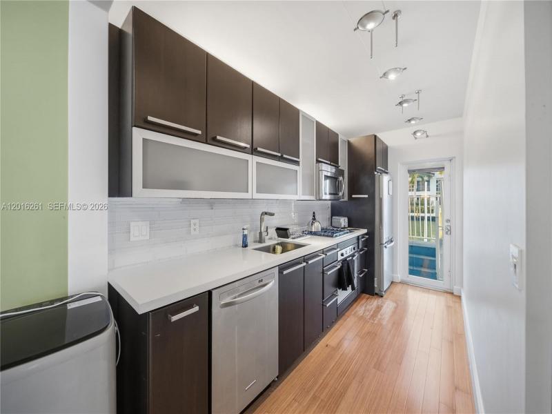 Property photo # 8