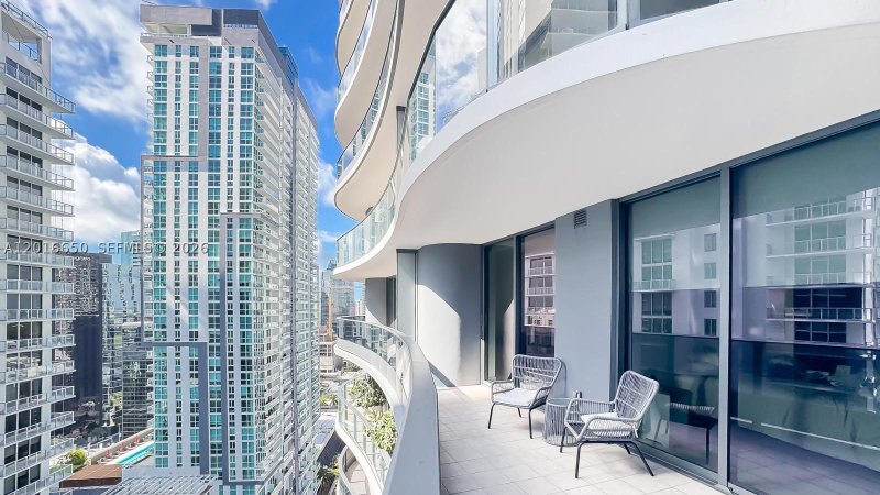 Comprar apartamento en Brickell Flatiron 2603