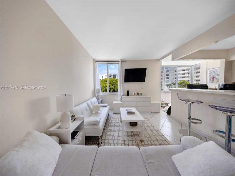 Caribbean Breeze Apt #352