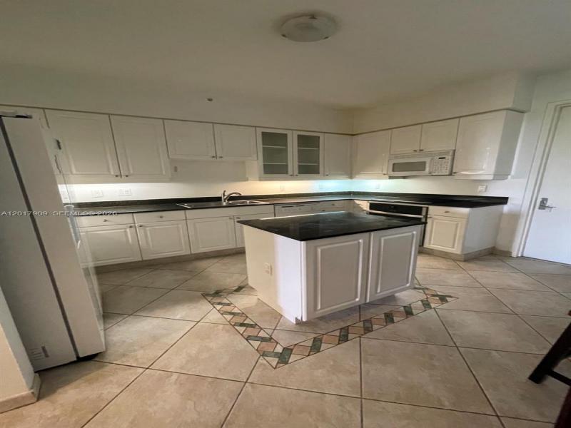 Apartment for rent at Ocean Club Resort Villa Two 408