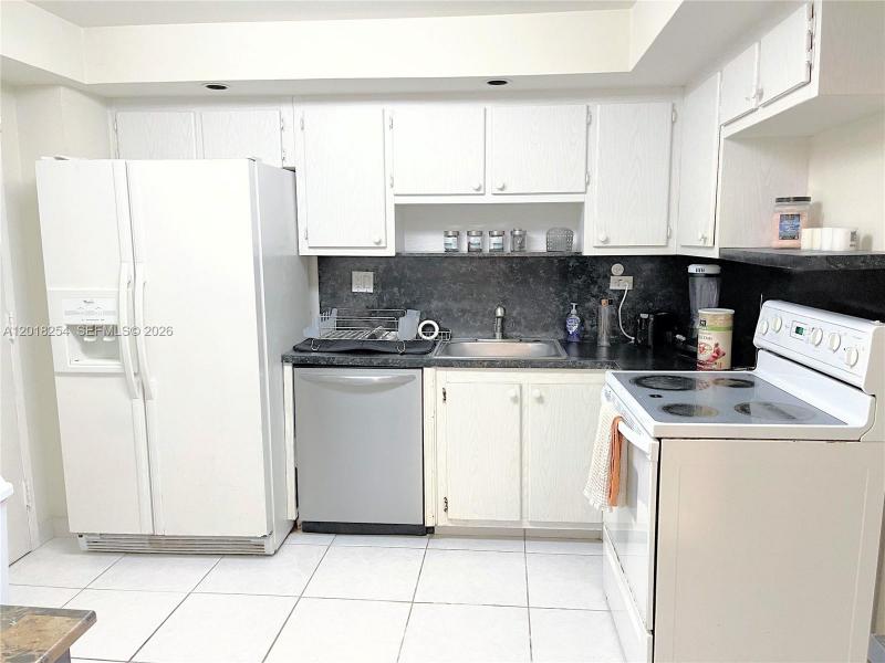 Property photo # 6
