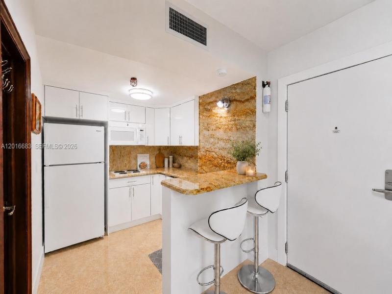 Condo for sale at Aventura Beach Club 609