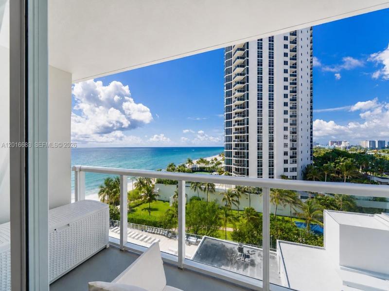 Condo for sale at Aventura Beach Club 609