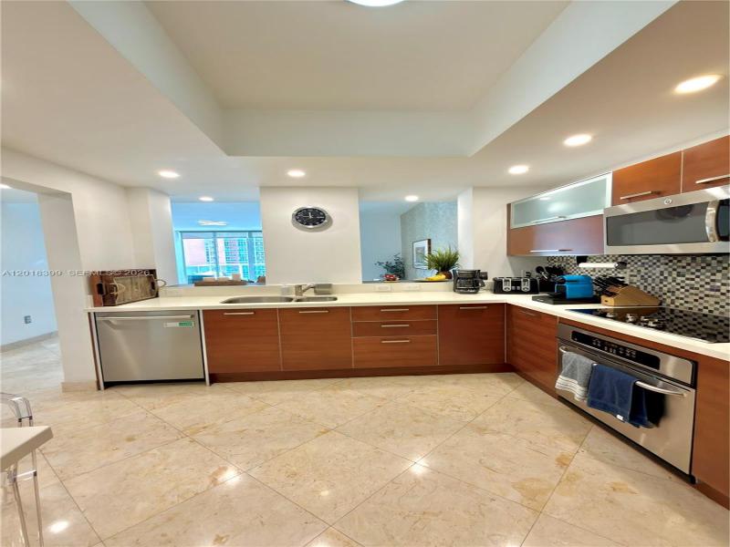 Property photo # 9