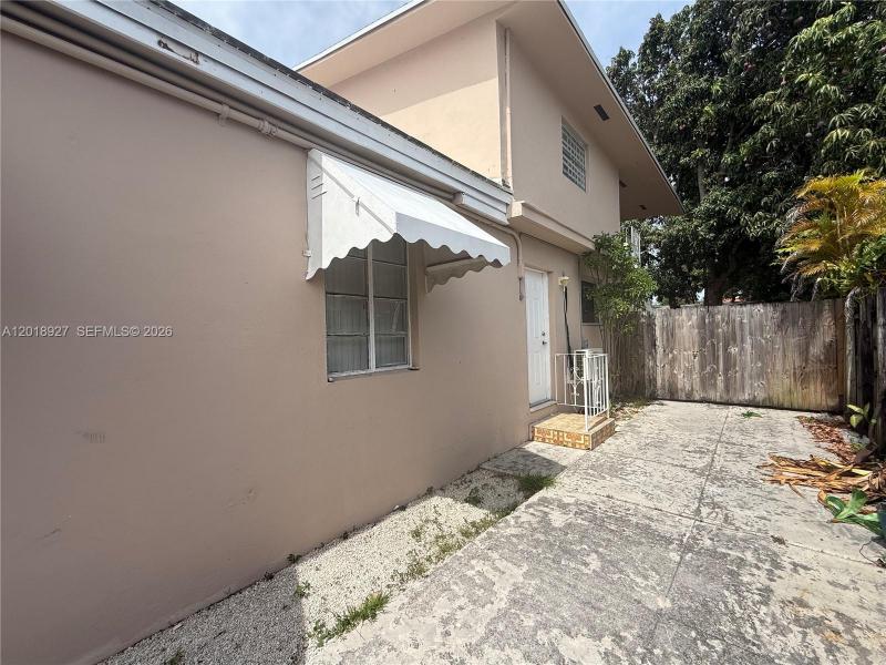 Property photo # 0