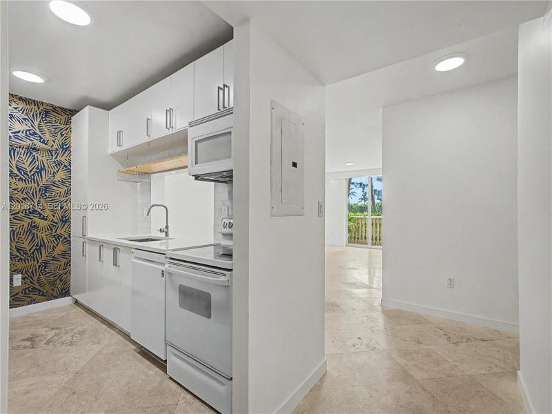 Property photo # 8