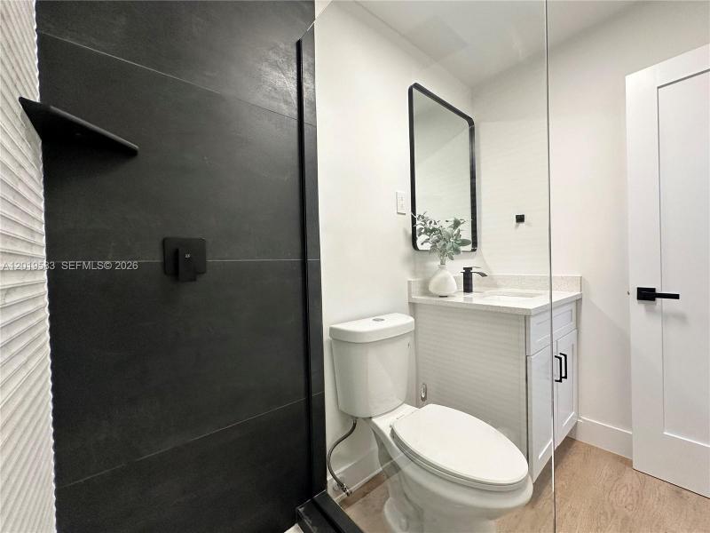 Property photo # 9