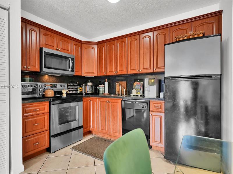 Property photo # 7