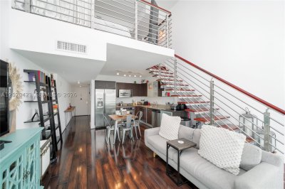 Brickell on the River South Apt #704