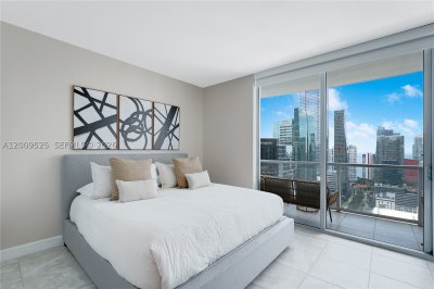 Avenue on Brickell 1060 Tower Apt #3209