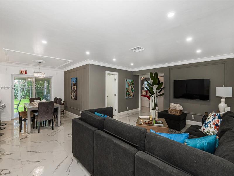 Property photo # 4