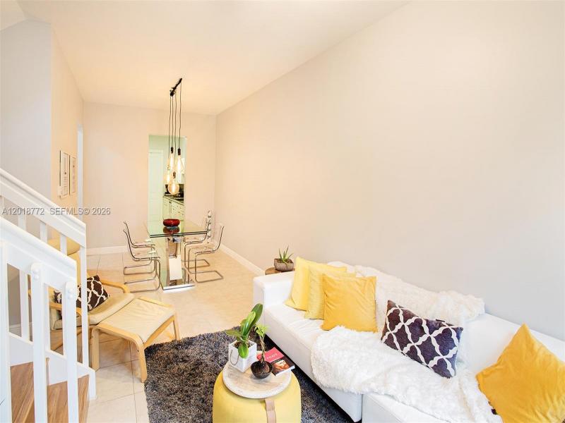 Property photo # 9