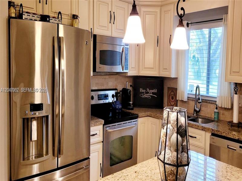 Property photo # 0