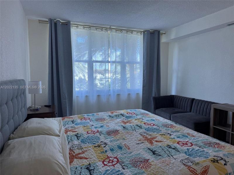 Condo for sale at The Wave Condo 328