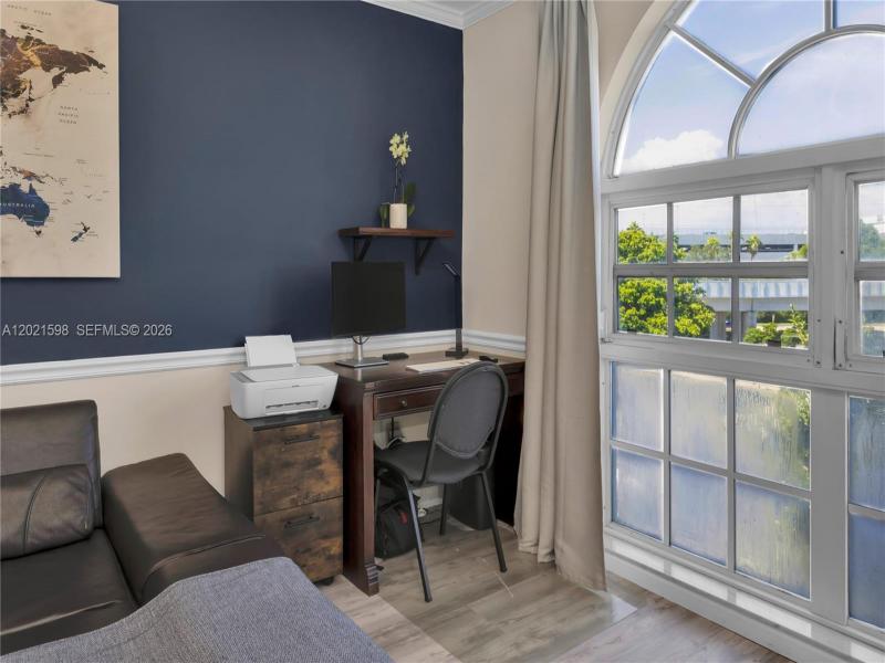 Property photo # 6