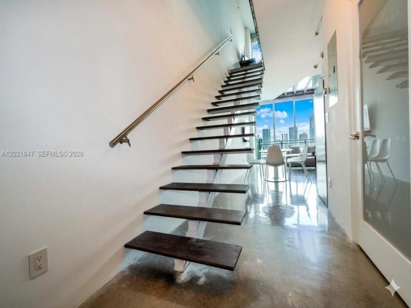 Property photo # 9