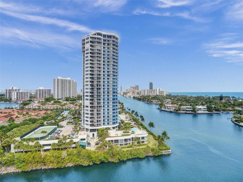 Comprar apartamento en Waterview 1641