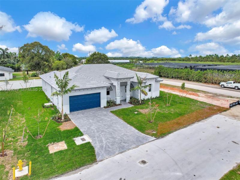 Property photo # 3
