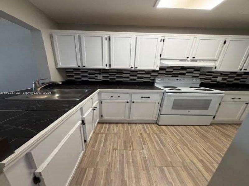Property photo # 0
