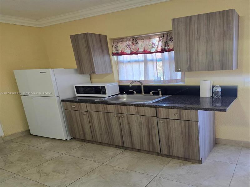 Property photo # 0
