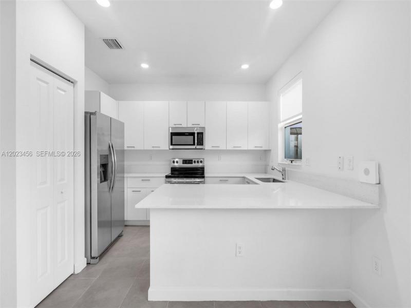 Property photo # 2