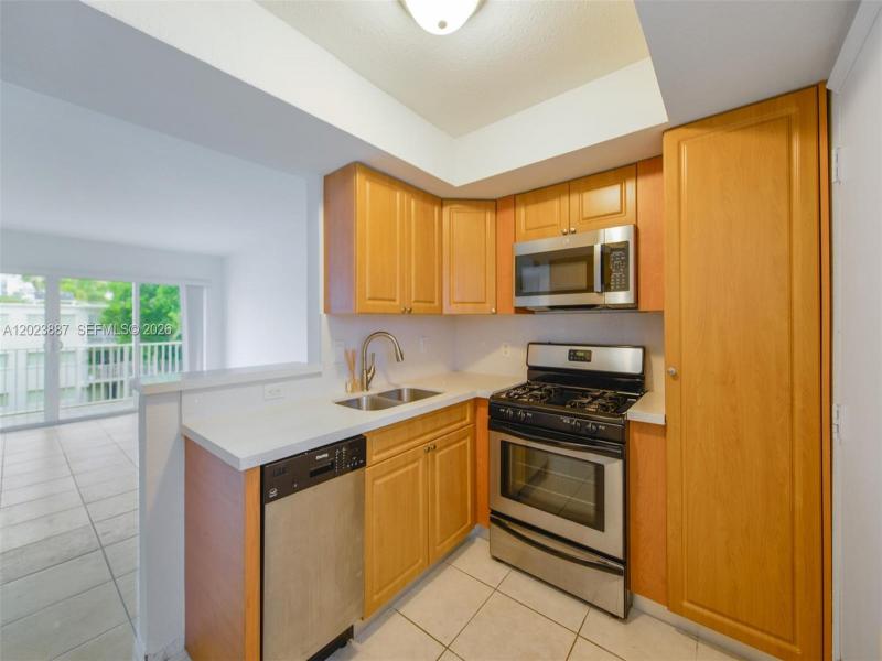 Property photo # 6