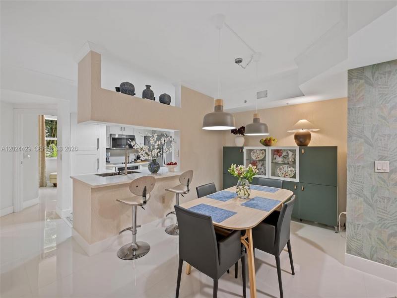 Condo for sale at Porto Bellagio 4204