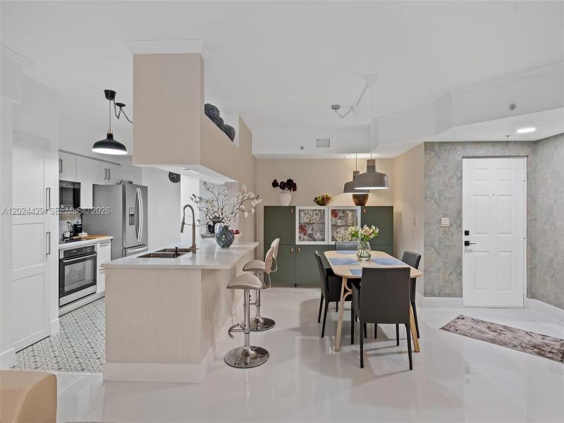 Condo for sale at Porto Bellagio 4204
