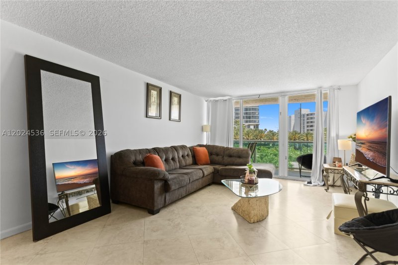 Apartment for rent at Arlen House 307