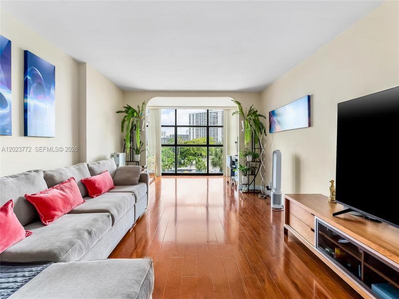 Condo for sale at Towers of Oceanview South 505