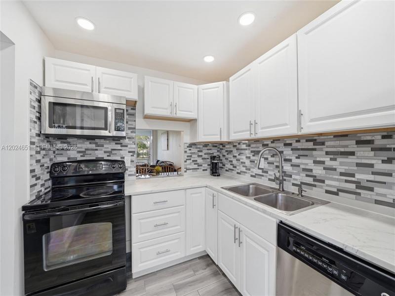 Property photo # 4