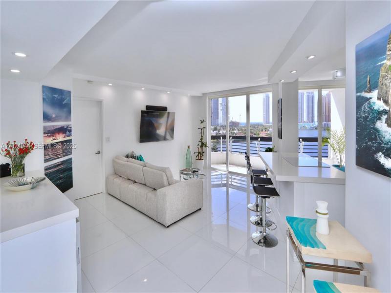 Property photo # 6