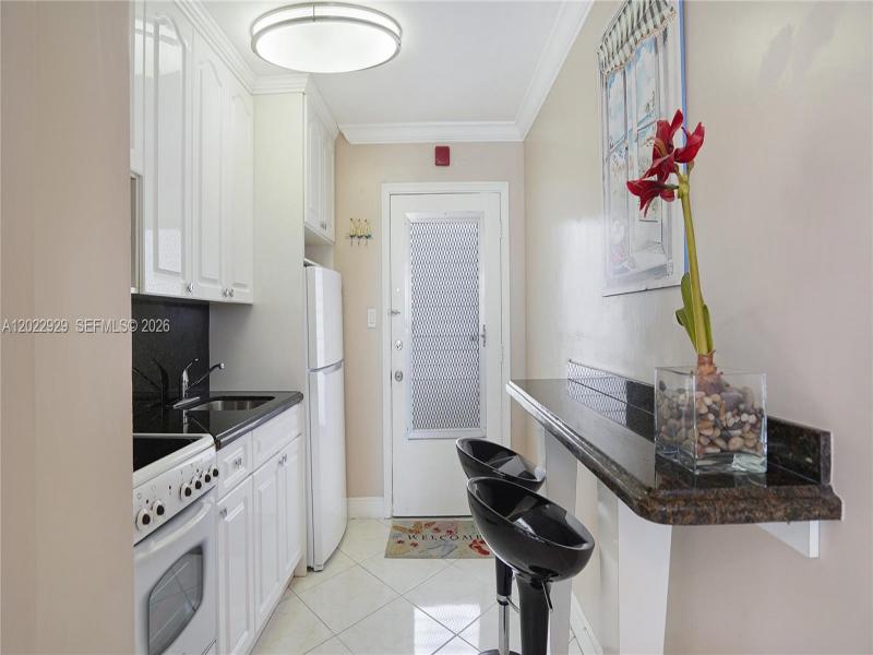 Property photo # 8