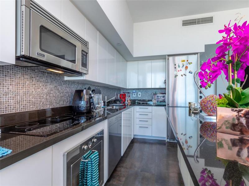 Property photo # 8