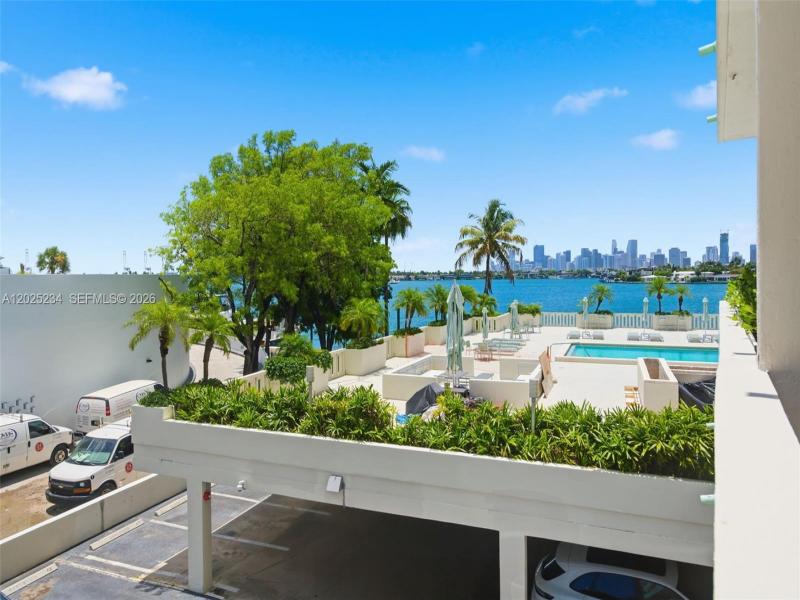 Island Terrace Apt #2F