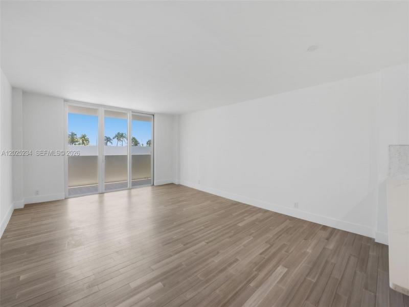 Condo for sale at Island Terrace 2F