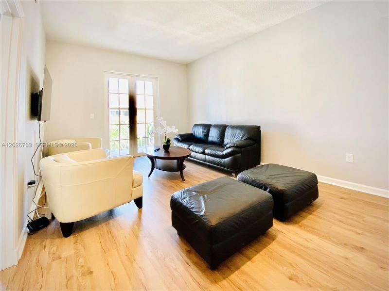 Property photo # 8